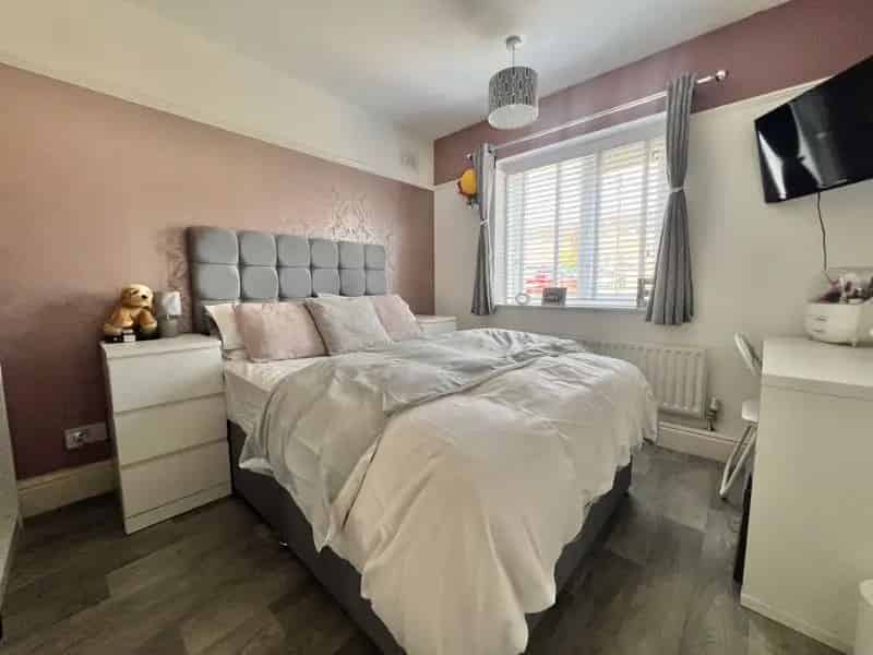 1 Bedroom Maisonette House to Rent