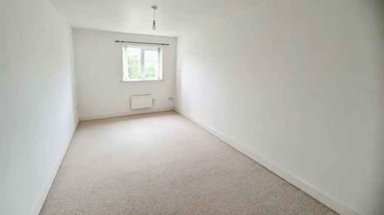 2 Bedroom Flat for Sale Elland West Yorkshire HX5