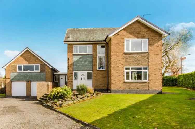 House For Sale in Wakefield, England