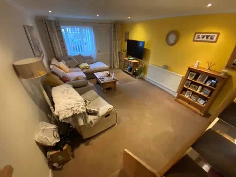 2 Bedroom House For Sale