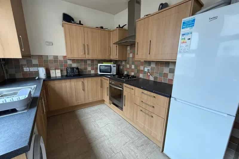 3 Bedroom Furnished Terrace House Loughborough Derby Road