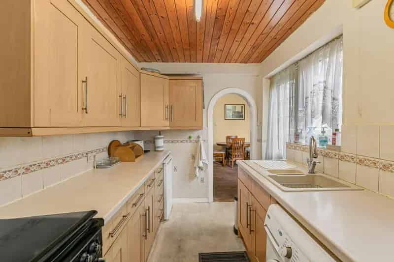 2 Bedroom House For Sale Needs Refurbishment