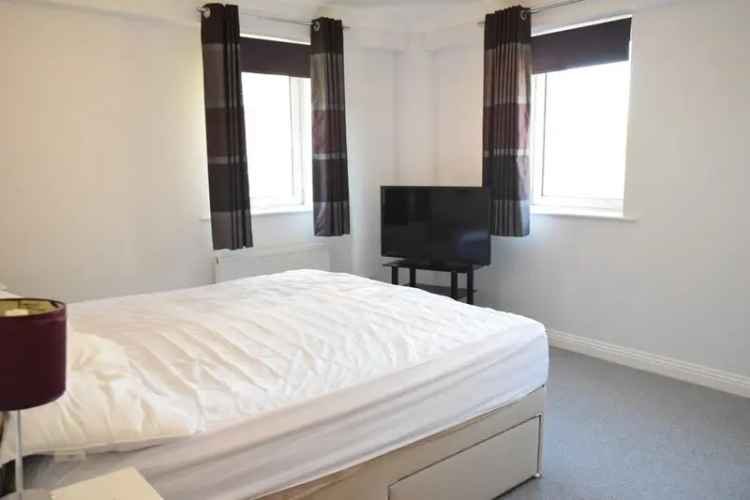 3 Bedroom Apartment East Cliff Gated Development