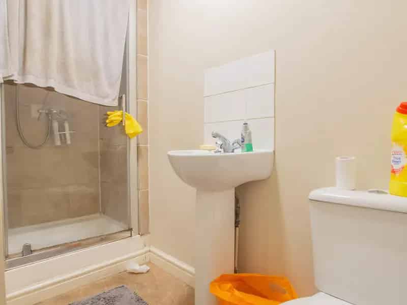 2 Bedroom Apartment Near Gravelly Hill Station Birmingham