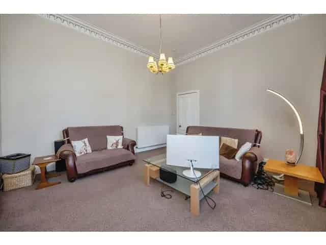 3 Bedroom End Terrace House for Sale