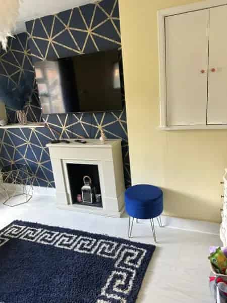 One Bed Maisonette Semi Detached House Large Garden
