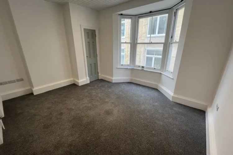 Hastings Sea View 1-Bed Flat - Modern & Commutable