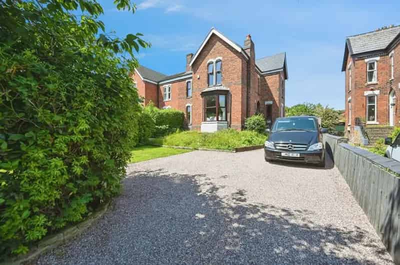 4 Bedroom Semi Detached House for Sale St Helens Merseyside