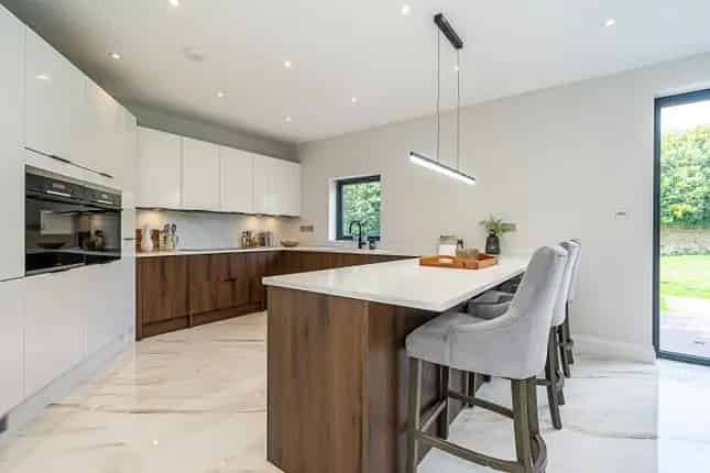 5 6 Bedroom Detached House Modern Luxury Family Home