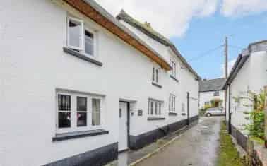 Charming Kentisbeare Cottage - Ideal Holiday Let or Main Home