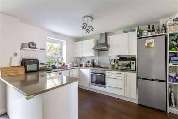 5 Bedroom House for Sale in Cheshire Oaks