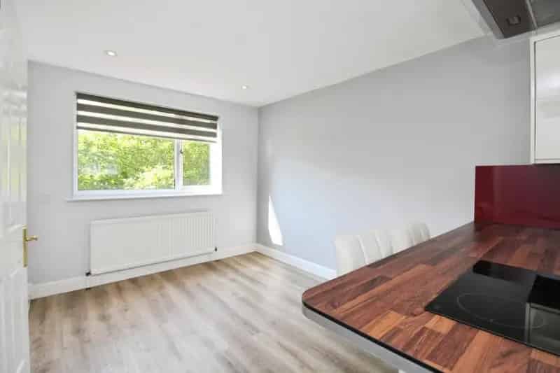 4 Bed Detached House for Sale