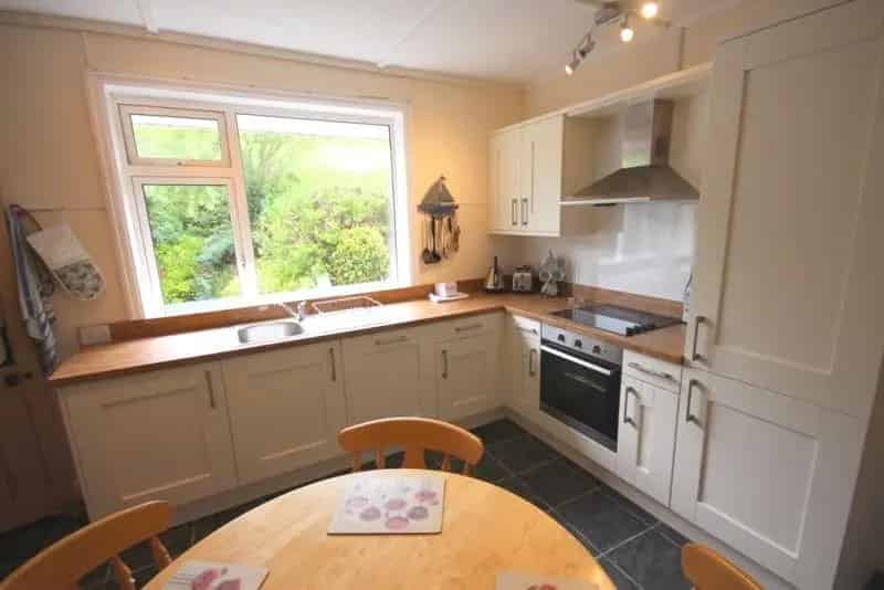 2 Bedroom Detached Bungalow to Rent