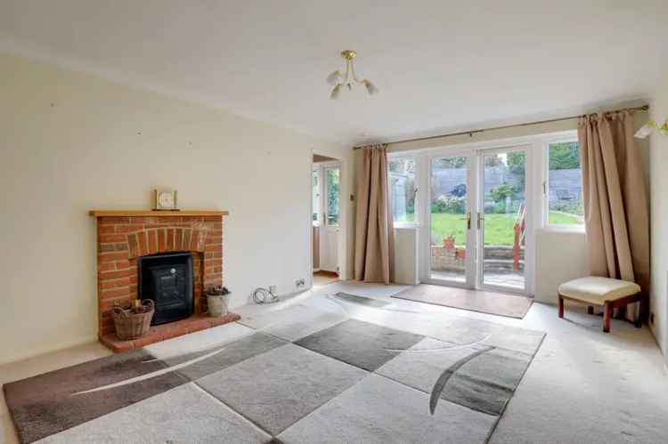 2 Bedroom Detached Bungalow House to Rent