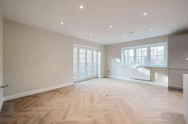 1 Bed Flat for Sale in Ewell Village