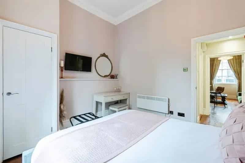 Flat For Rent , Bath, England