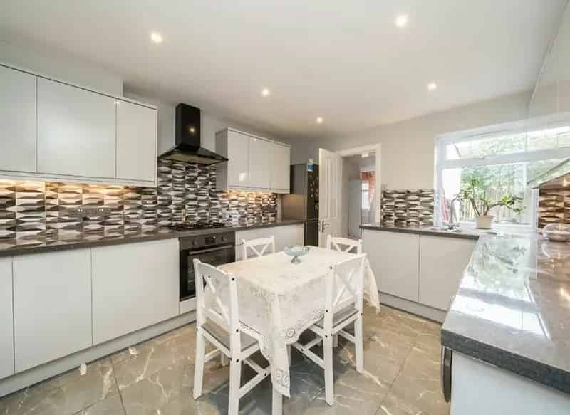 Six Double Bedroom Victorian House Clapham Common North Side