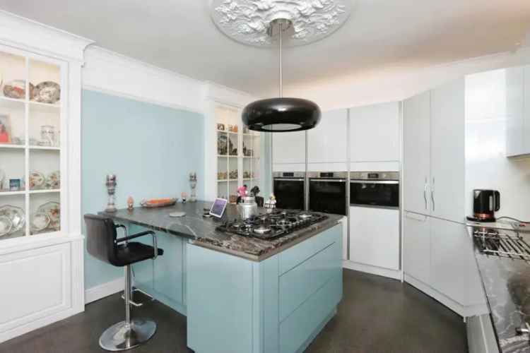 4 Bedroom Detached House For Sale Chesterfield