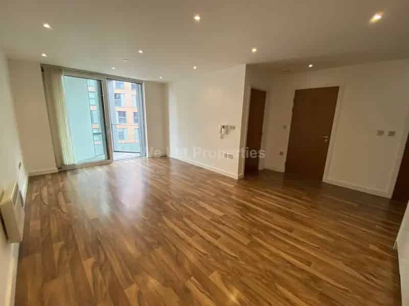 1 Bedroom Apartment House to Rent