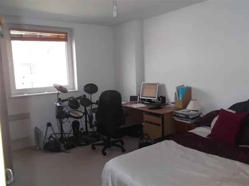 Ipswich Marina 2-Bed Apartment Furnished Balcony Parking