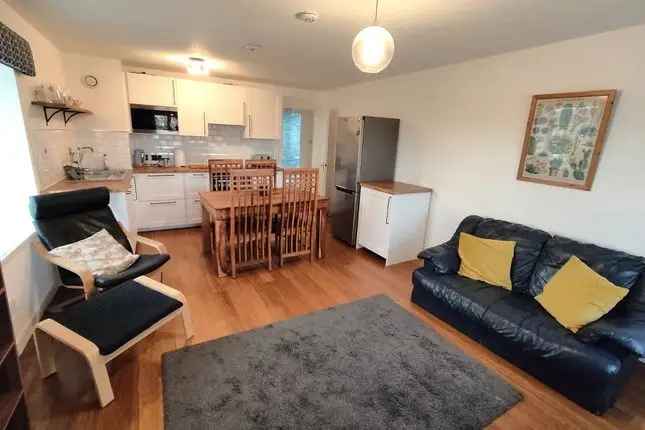 Flat to rent in Bell Street, Merchant City, Glasgow G4