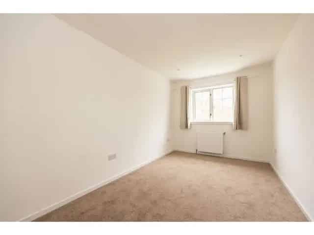 3 Bedroom Terraced House for Sale in Penicuik