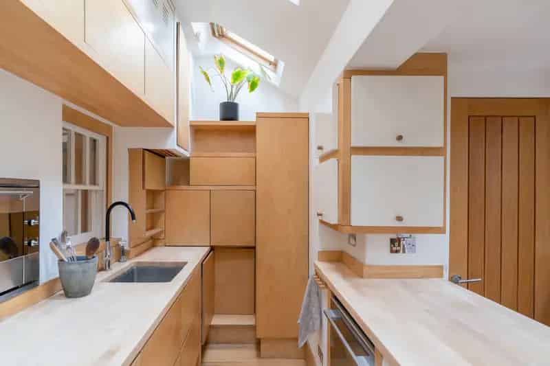 2-Bedroom House for Sale Castlebar Hill Ealing Detached Garden Annexe