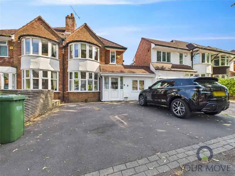 3 Bedroom Semi-Detached House for Sale
