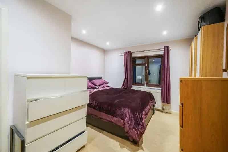 3 Bed House for Sale North Finchley