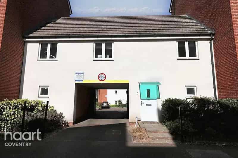 1 Bedroom Coach House for Sale