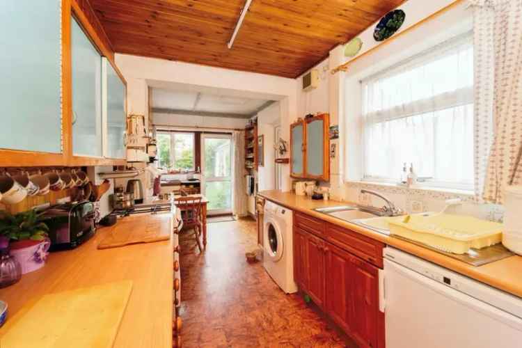3 Bed House Near Hoylake Beach