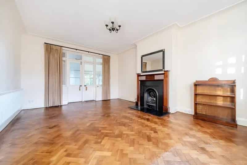 Imposing Period House Enfield Requiring Modernisation Huge Potential