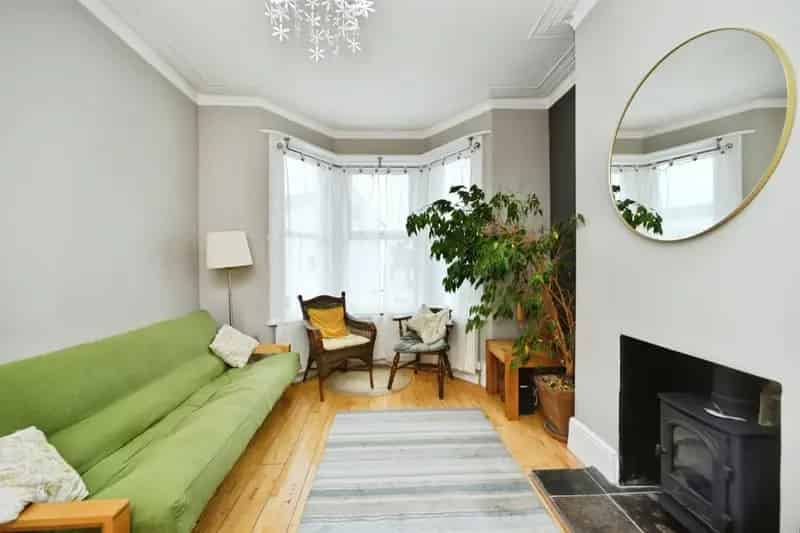 3-Bedroom House in Brighton's Round Hill Conservation Area