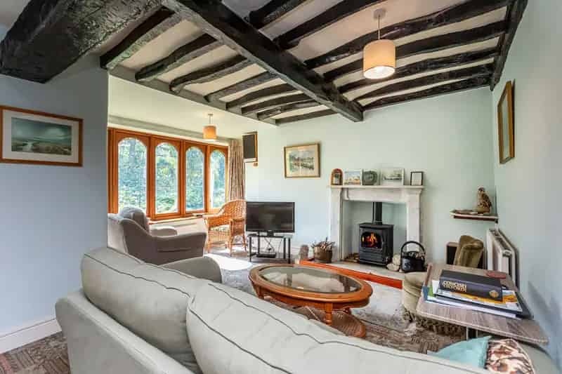 4 Bedroom Detached House with Gardens Near Kendal and Lancaster