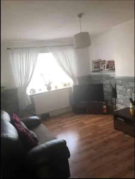 2-Bed Flat South Woodford RTB Near Tube Seeking 3-Bed Wanstead