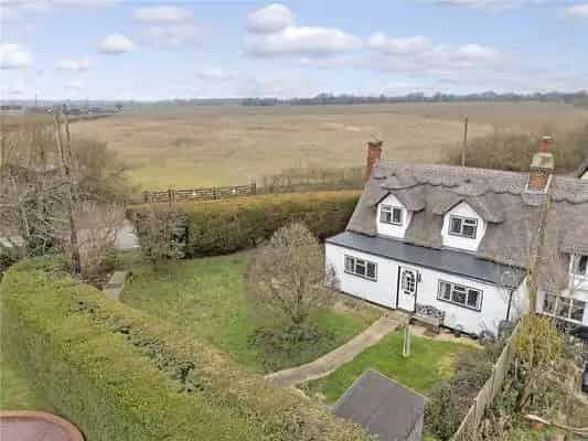 17th Century Thatched Cottage - Grade II Listed