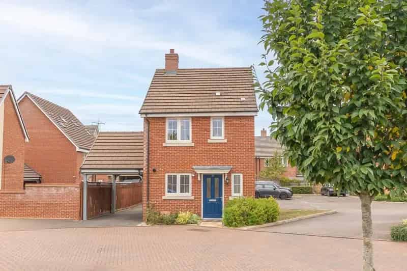 3 bedroom House
 For Sale