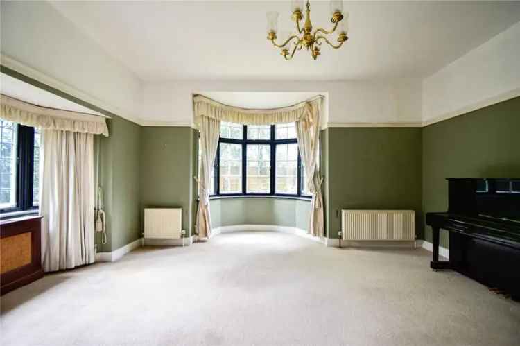 7 Bedroom Detached House to Rent