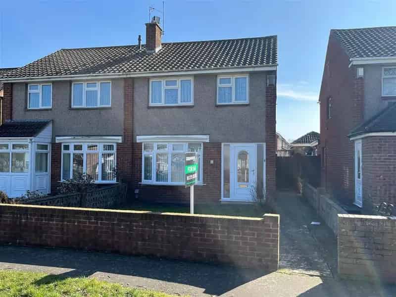 3 Bedroom Semi Detached House For Sale