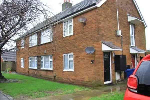 Flat For Rent in South Ribble, England