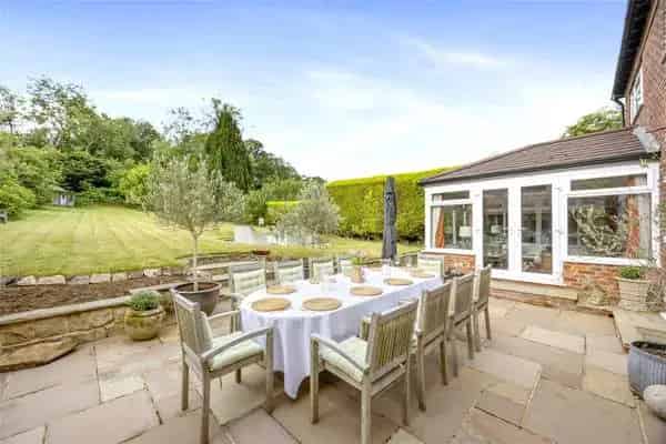 Spacious Family Home in Puttenham, Surrey