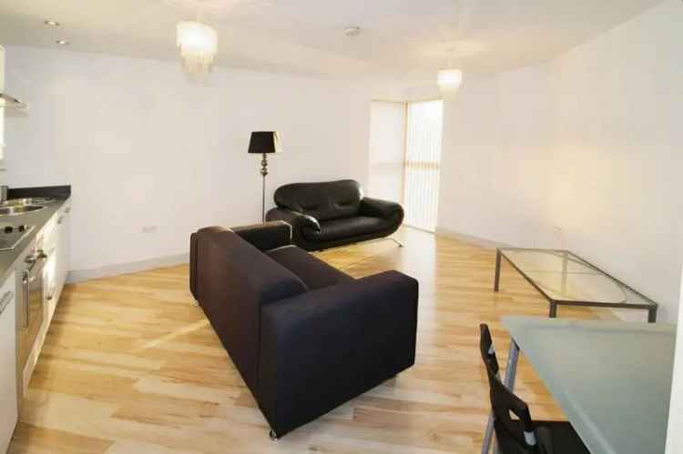 2 Bedroom Furnished Apartment Manchester M3 Available 26042025