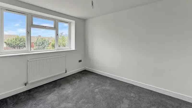 3 Bedroom Chalet Bungalow For Sale Westbury
