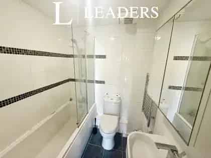 2 Bed Ground Floor Apartment Southampton - No Deposit Option