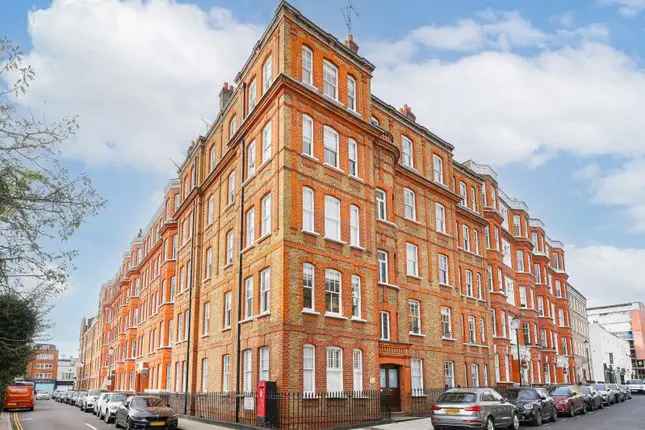 Flat for sale in Abingdon Road, Kensington W8