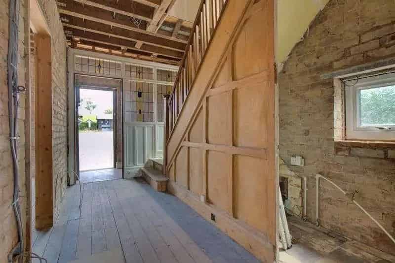 3 Bed Detached House For Sale - Renovation Project