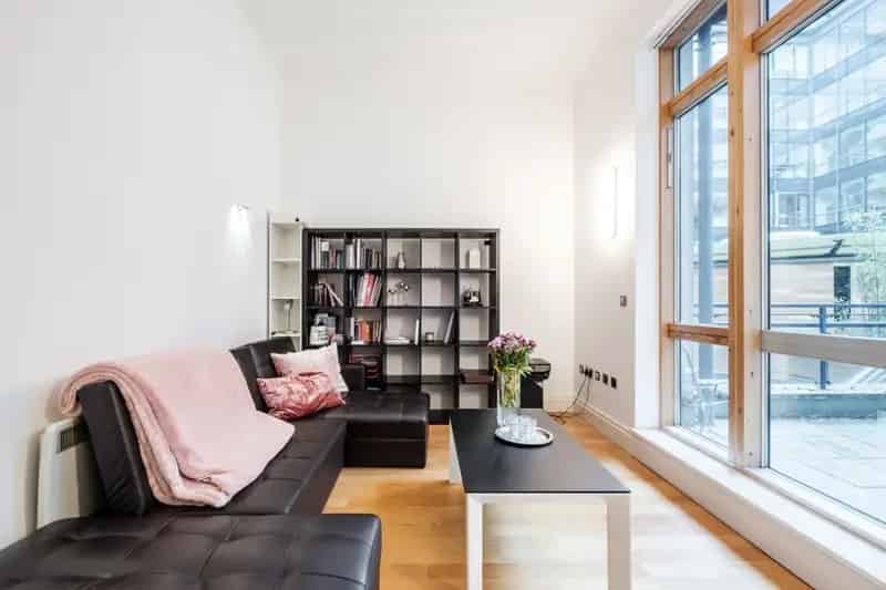 2 Bedroom Flat to Rent in Victoria House EC4