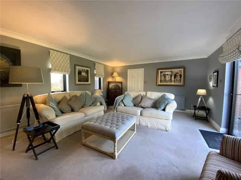 4 Bedroom Detached House in Woodborough