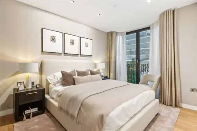 2-Bedroom Apartment Great Portland Street London W1W