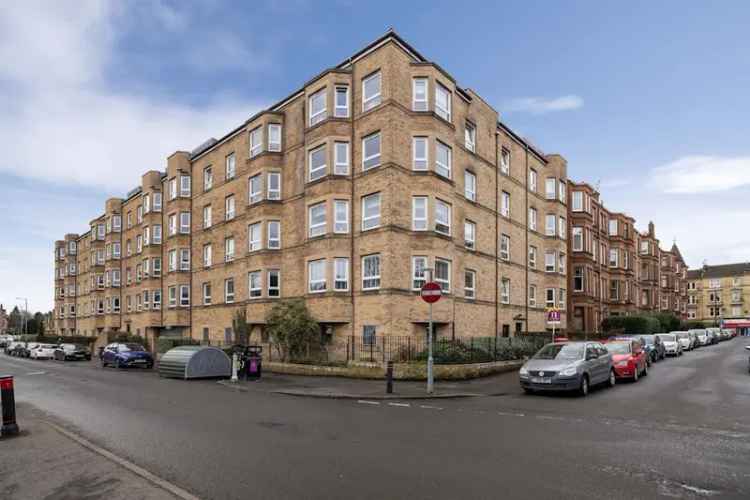 Shawlands First Floor Apartment 2 Double Bedrooms Private Parking
